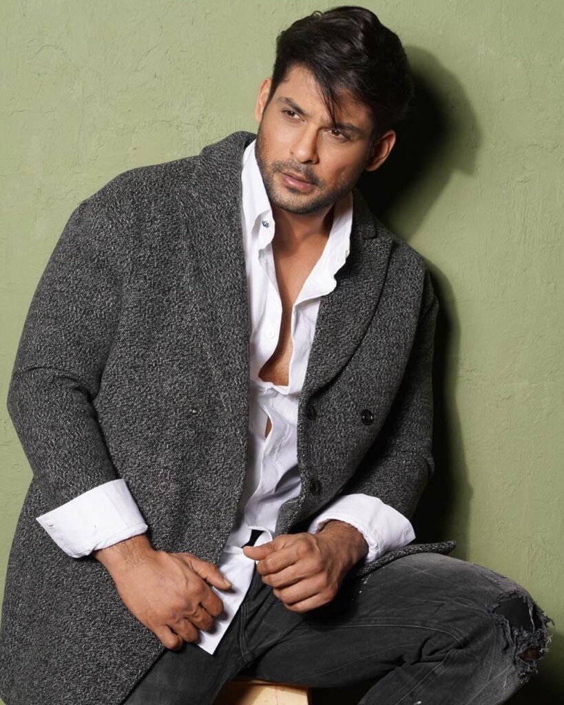 Sidharth Shukla Height Age Death Girlfriend Wife Family Biography